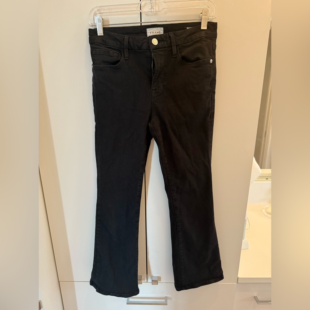Frame Le Crop Mini Boot in Black, Size 27